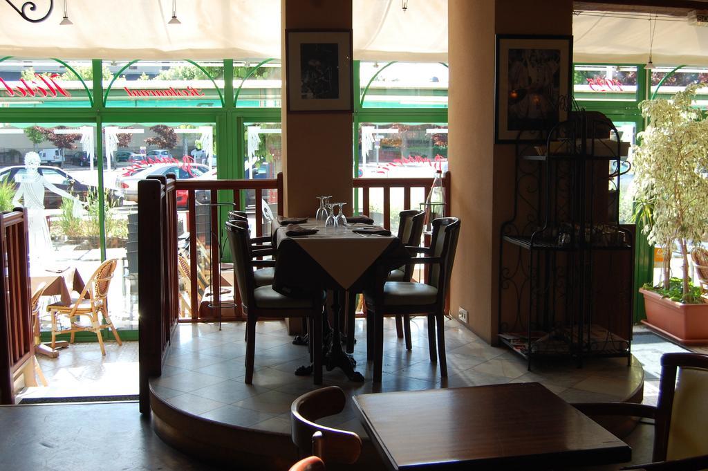 Hotel Restaurant La Belle Epoque Le Creusot Dış mekan fotoğraf